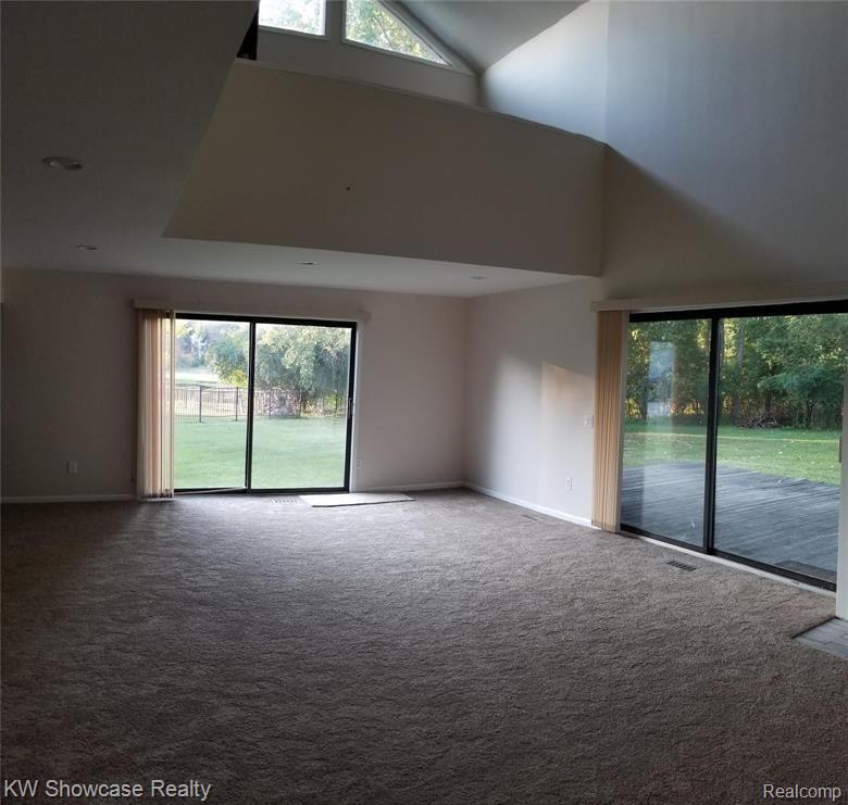 1728 Hiview Court