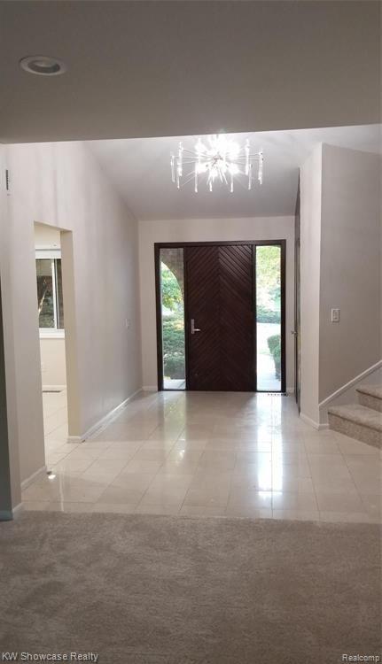 1728 Hiview Court