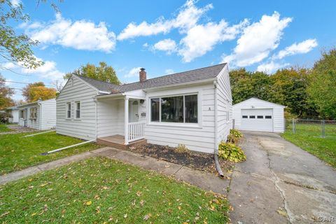 962 Vine Street Adrian City MI 49221