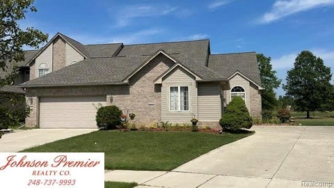 Photo for 32400 Gateway Drive 3