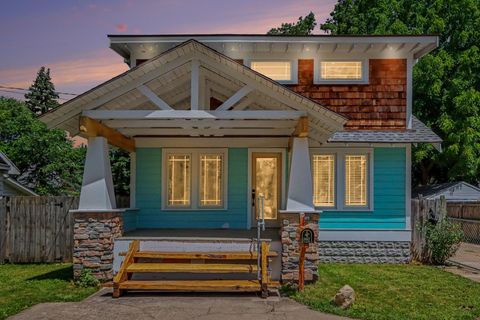 Photo of 1227 E Cork Street, Kalamazoo City, MI 49001 (MLS # 66026035683)