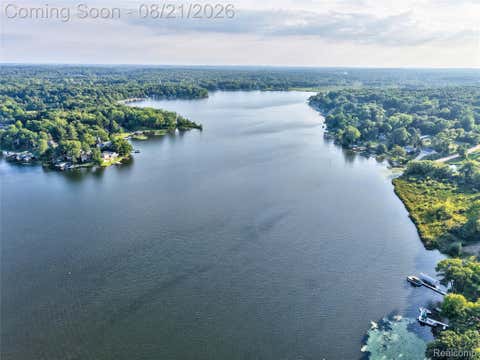 Tiny photo for 6220 Wertz, Springfield Charter Township, MI 48350 (MLS # 20261066824)