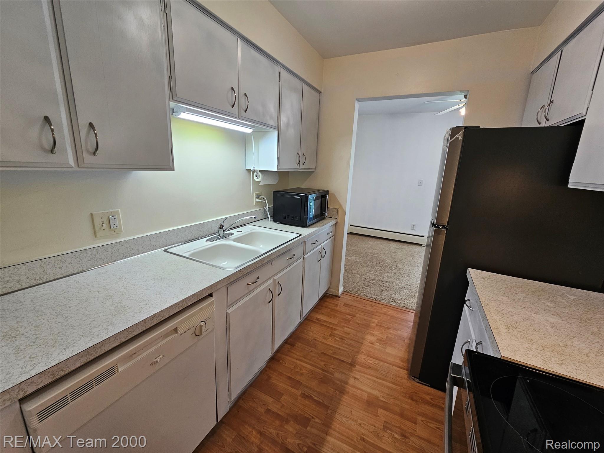33234 KINGSLANE 11
