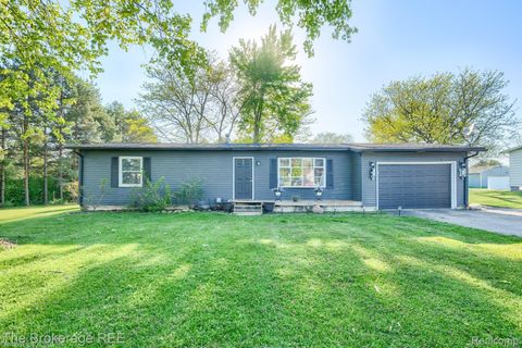 6288 Porter Road Grand Blanc Charter Township MI 48439