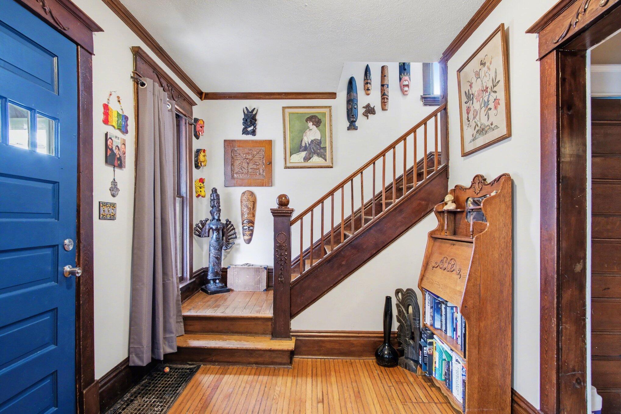 558 Carrier Street NE