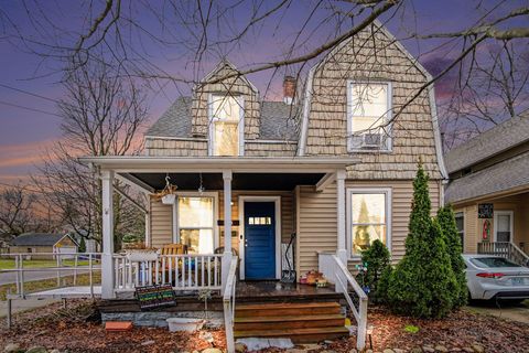 558 Carrier Street NE Grand Rapids City MI 49505