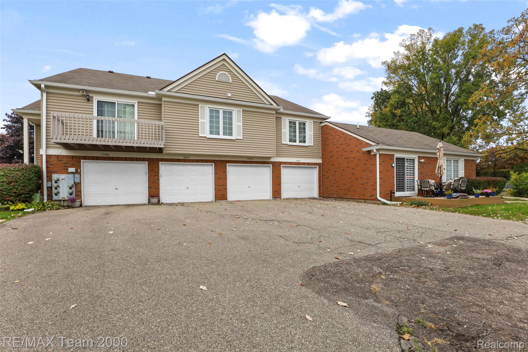 37424 Stonegate Circle