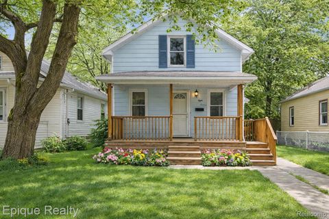 816 Comfort Street Lansing City MI 48915