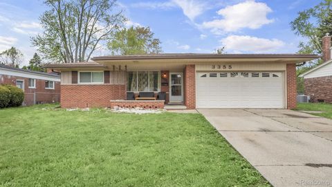 3355 MECKL Drive Warren City MI 48092