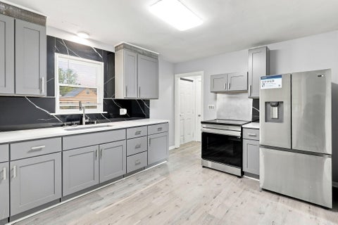 Tiny photo for 785 McGuigan Avenue, Benton Harbor City, MI 49022 (MLS # 69026045893)