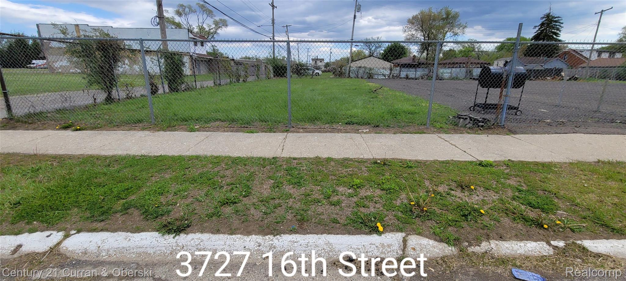 3727 16th Street