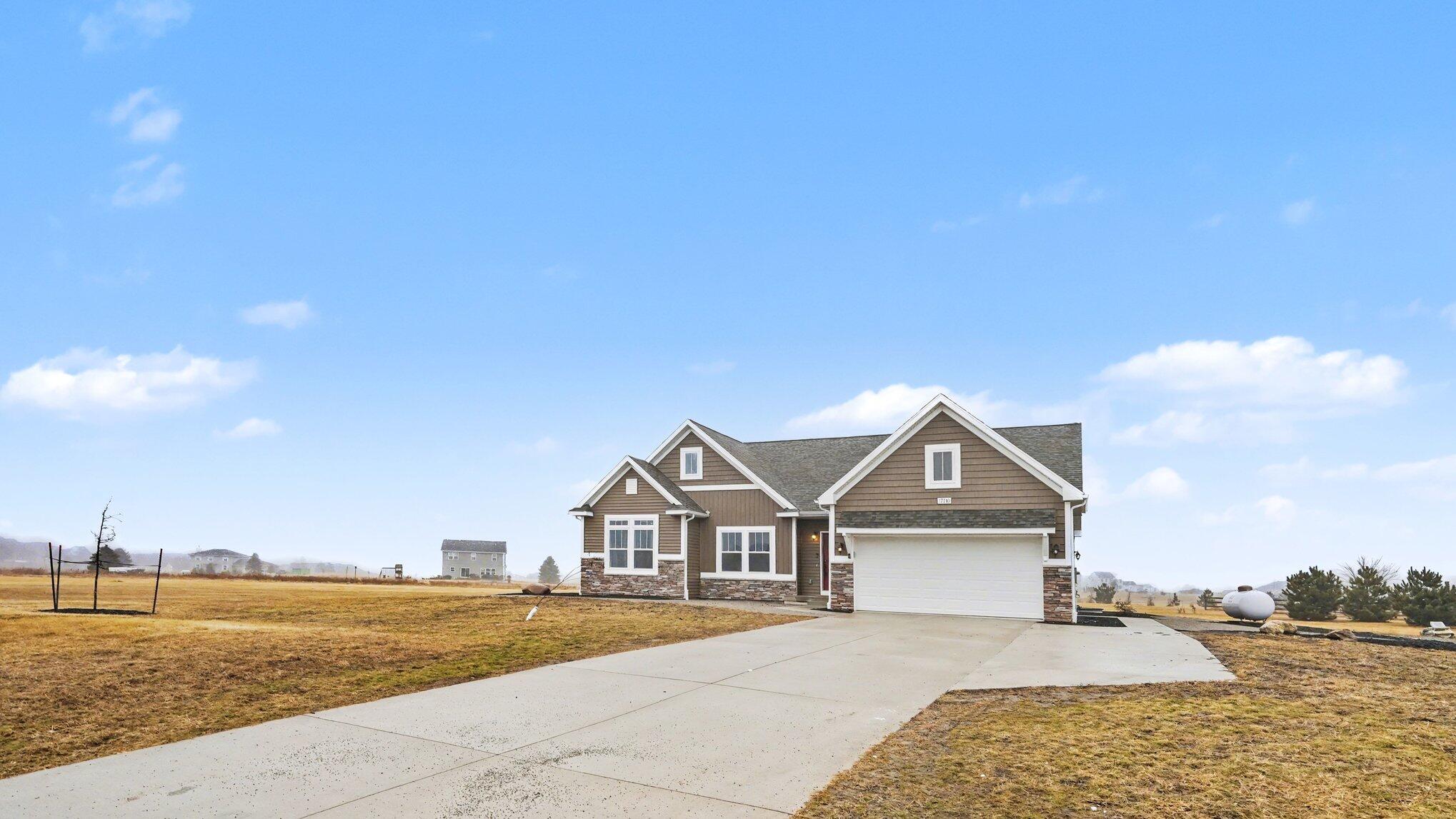 17110 Country Drive