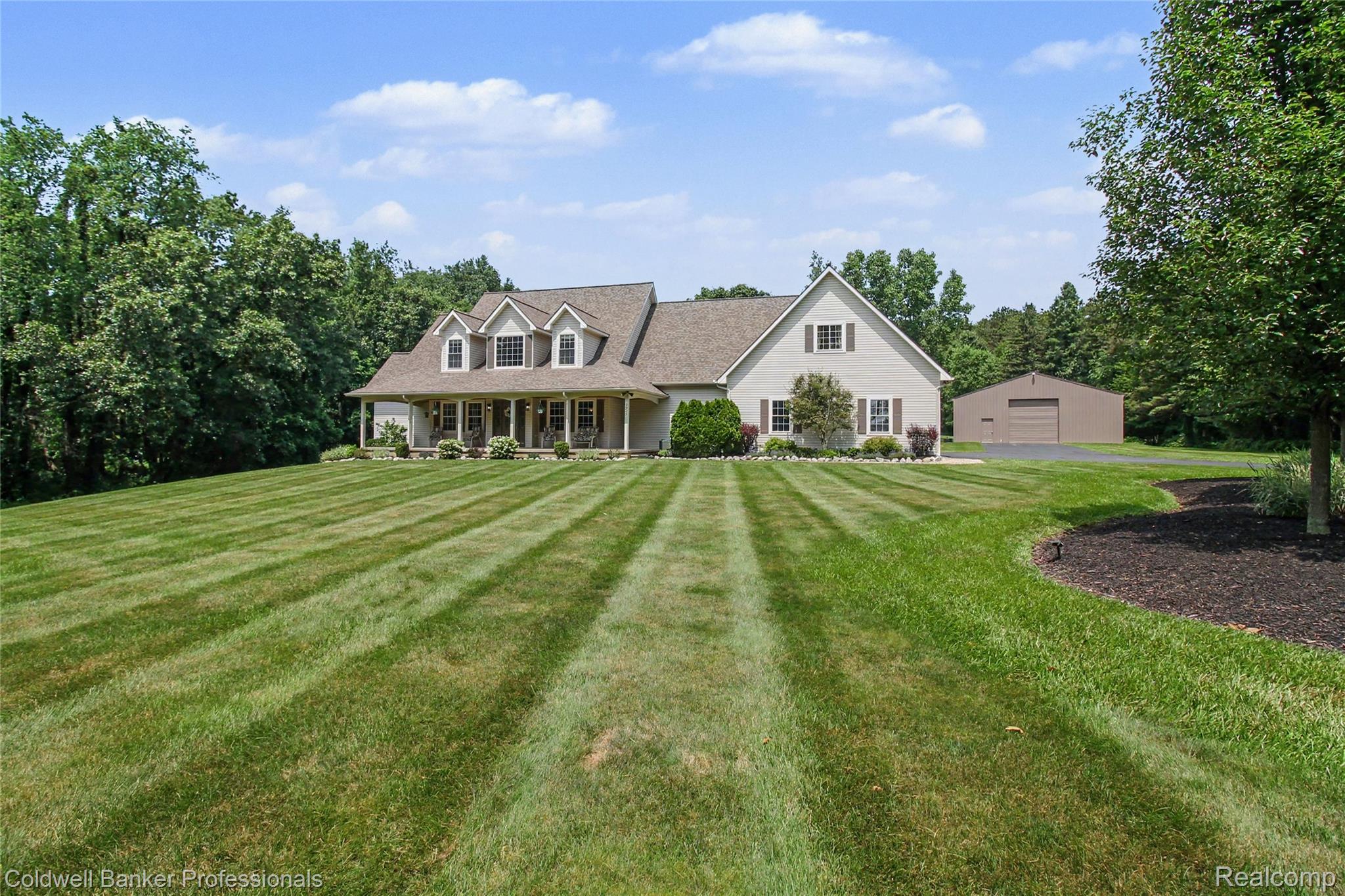 3822 Broadview Lane