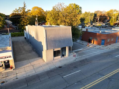 925 E 11 Mile Road Road Royal Oak City MI 48067