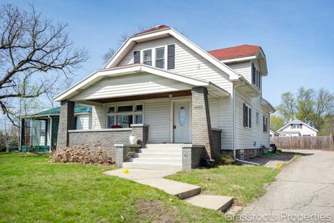 2405 Miller Avenue NW Walker City Kent MI 49544