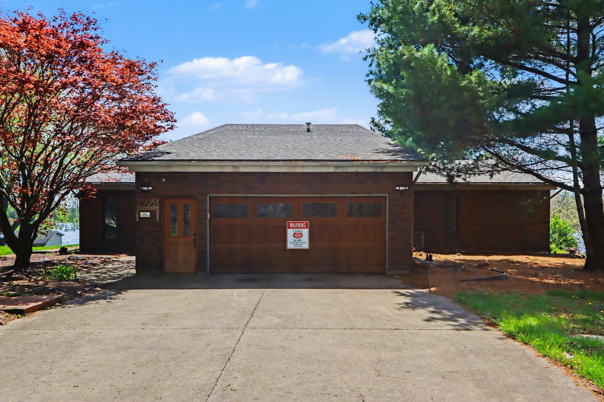 25951 Lantern Circle