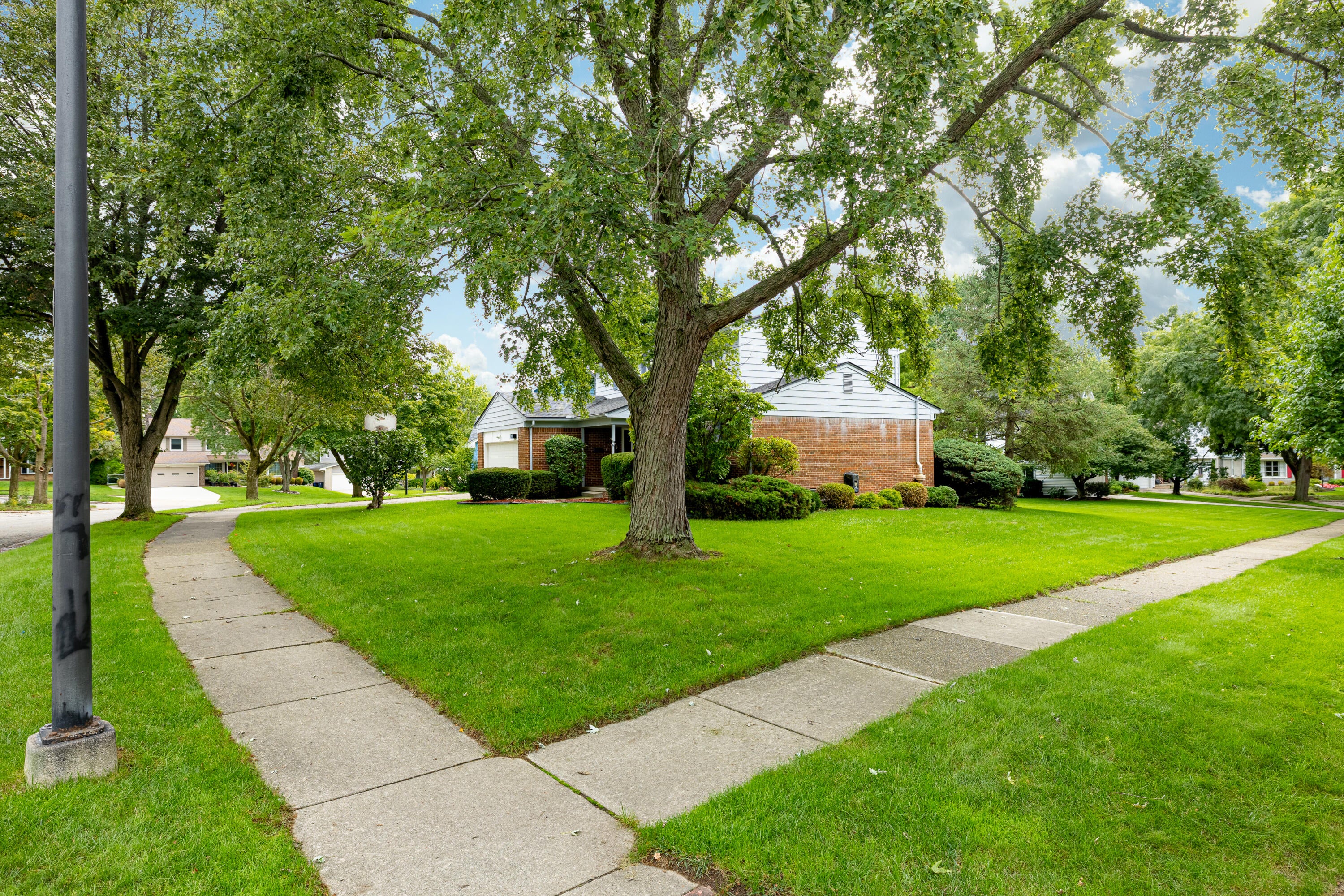 3375 Bluett Road