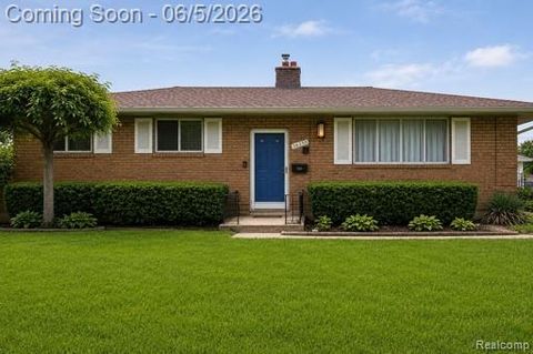 Photo of 36250 Woodingham Street, Clinton Charter Township, MI 48035 (MLS # 20261037420)