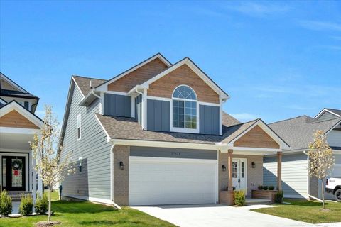 27621 Maryjane Lane E Chesterfield Township MI 48047