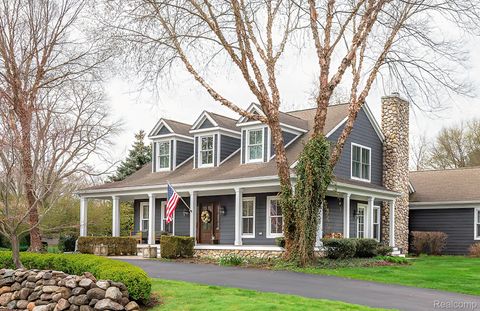 3870 Carriage Road Bloomfield Hills City MI 48301