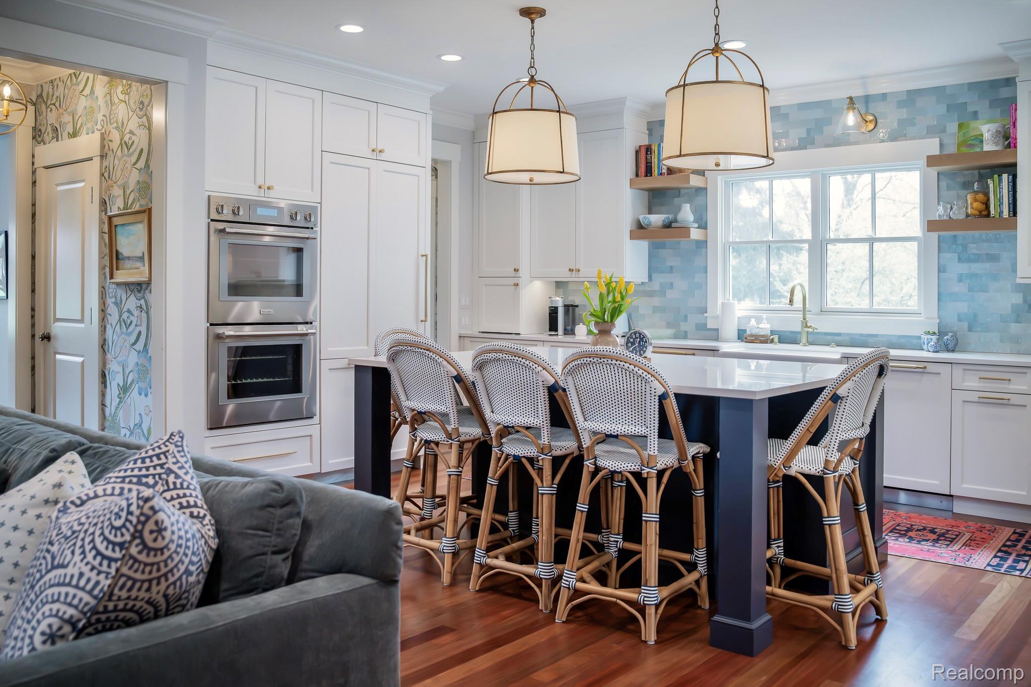 3870 Carriage Road