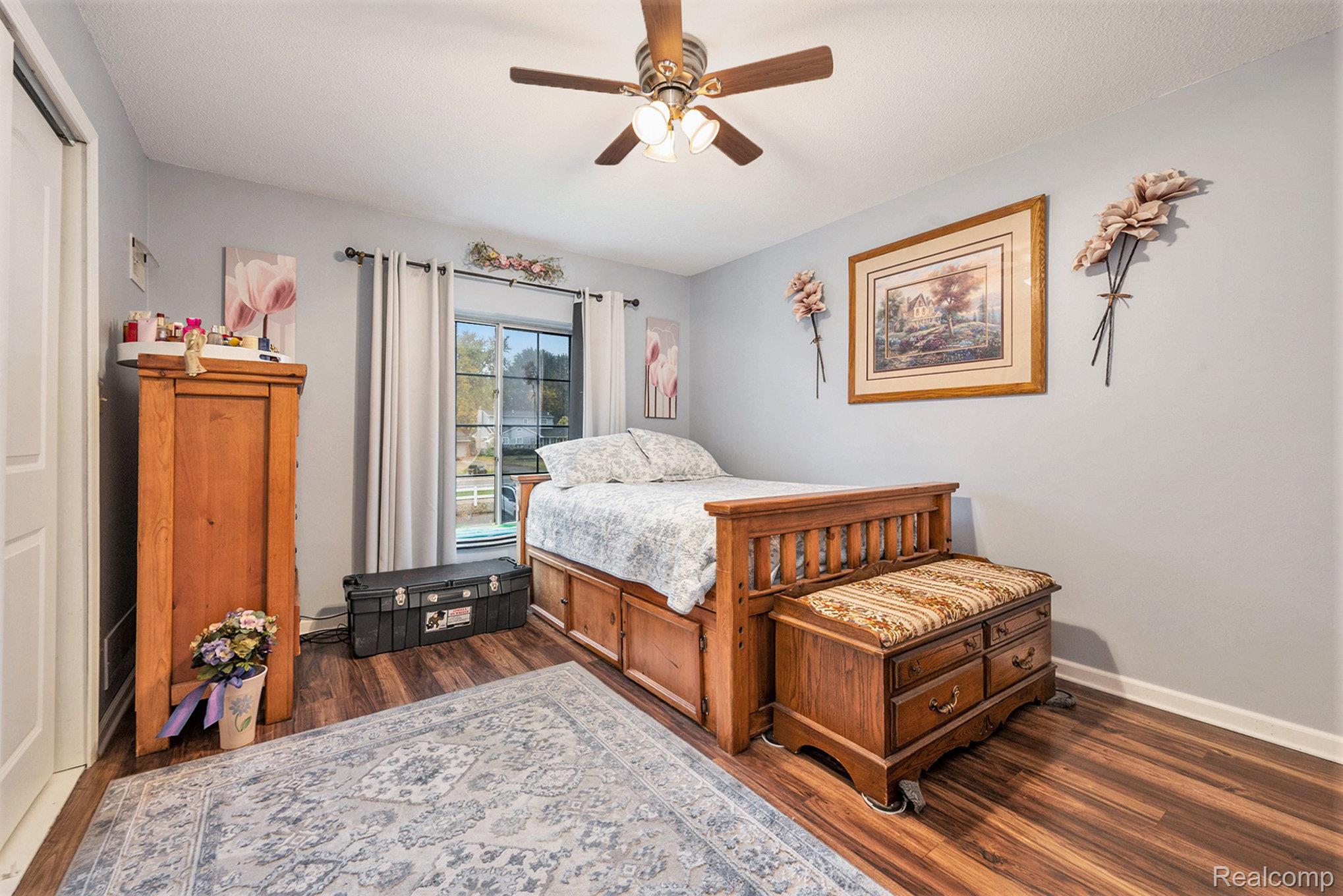 Livonia City, Michigan 48150, United States, 1 Bedroom Bedrooms, ,1 BathroomBathrooms,Residential,Active,233326