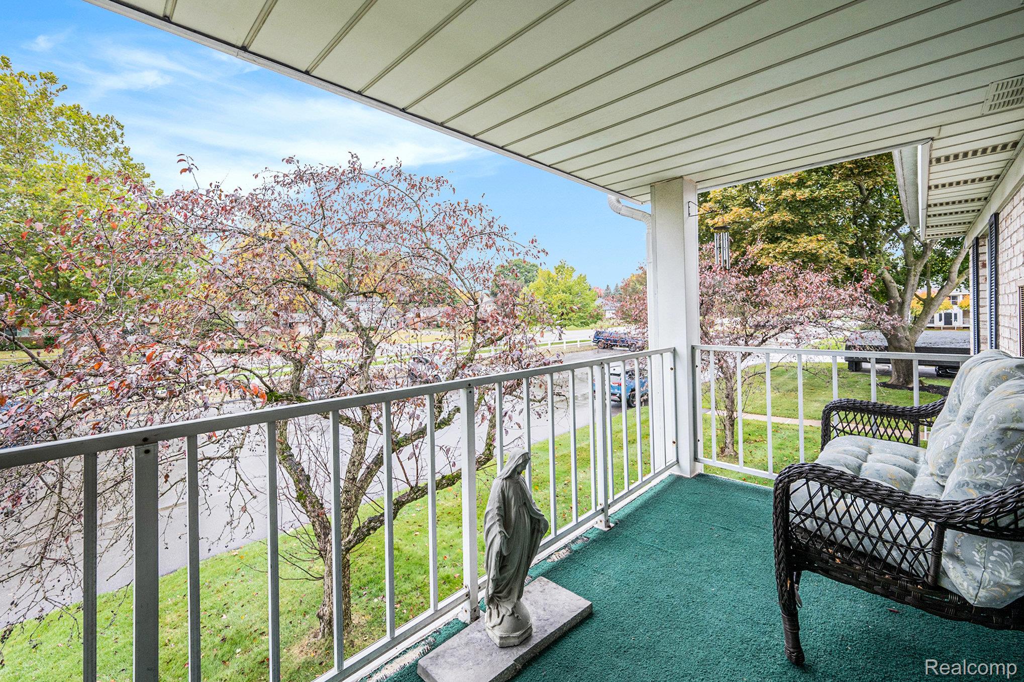 Livonia City, Michigan 48150, United States, 1 Bedroom Bedrooms, ,1 BathroomBathrooms,Residential,Active,233326