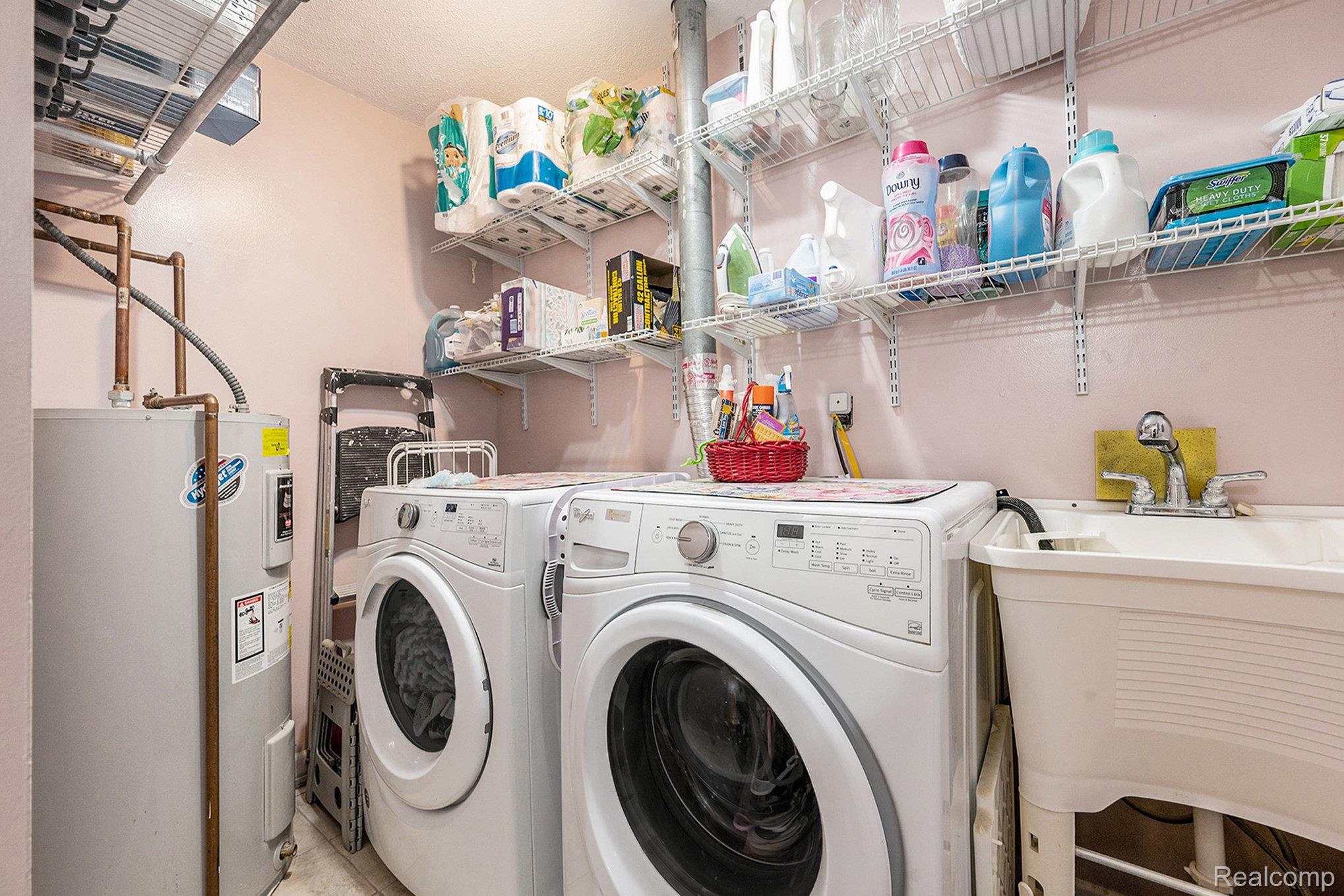 Livonia City, Michigan 48150, United States, 1 Bedroom Bedrooms, ,1 BathroomBathrooms,Residential,Active,233326