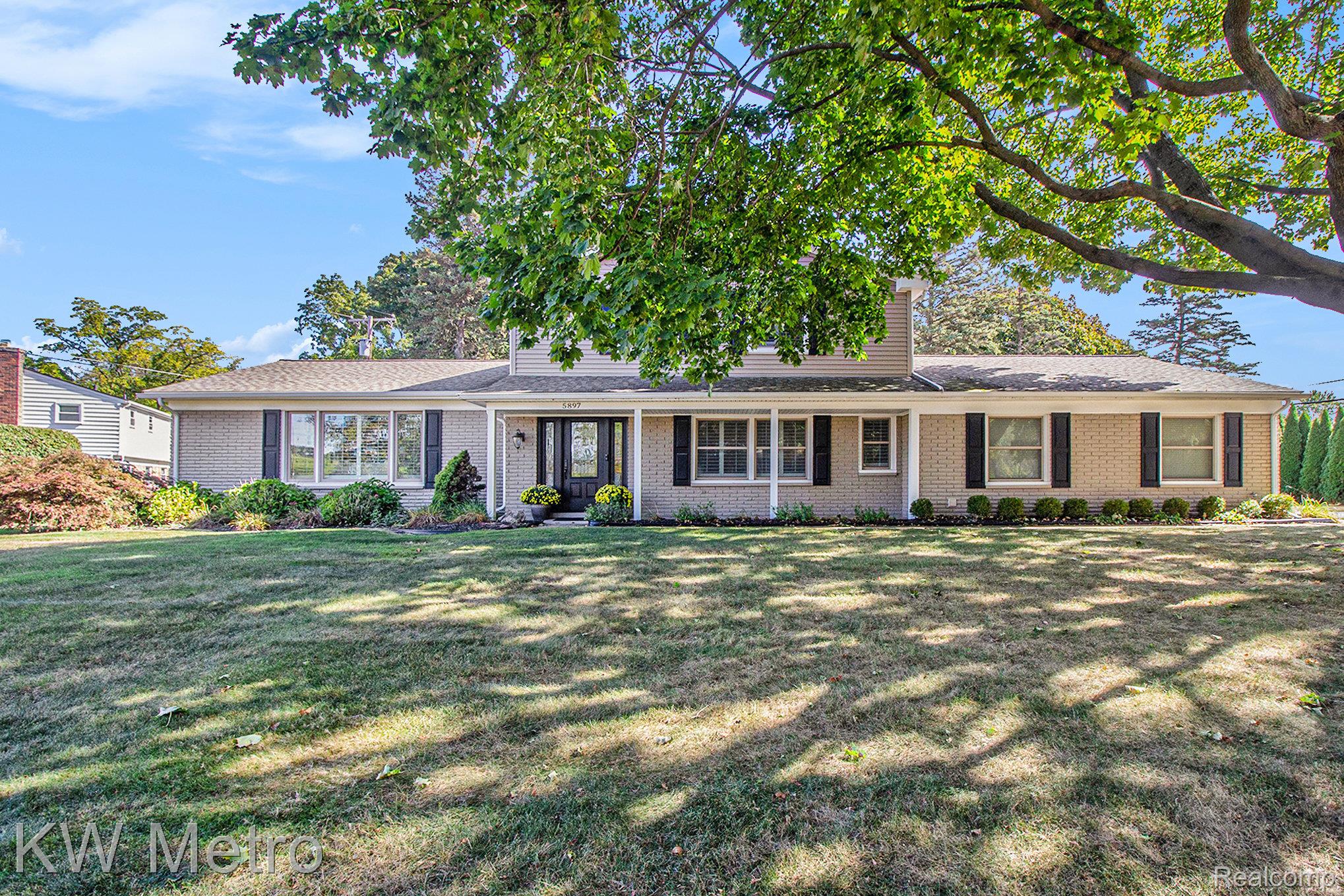 5897 Sutters Lane