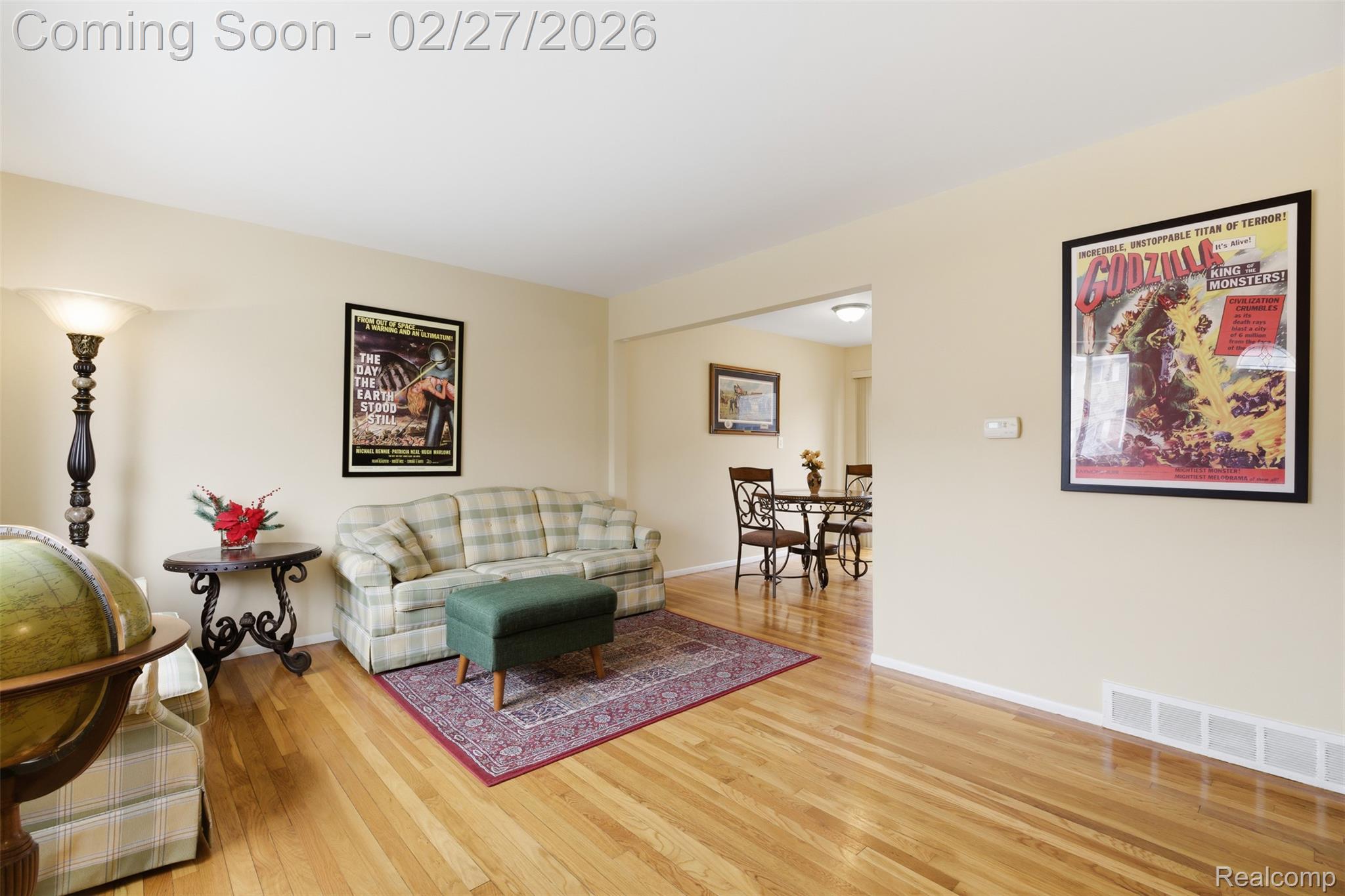 28927 Manchester Street