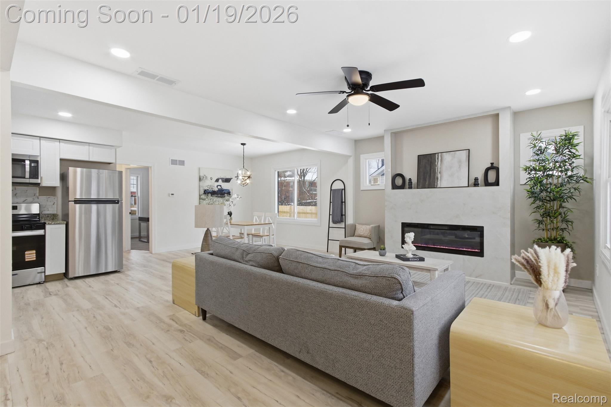 12611 Stoepel Street