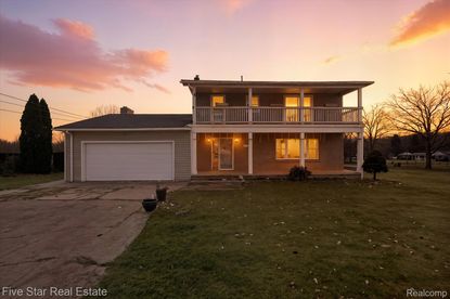 6024 E Holly Rd, Holly, MI 48442