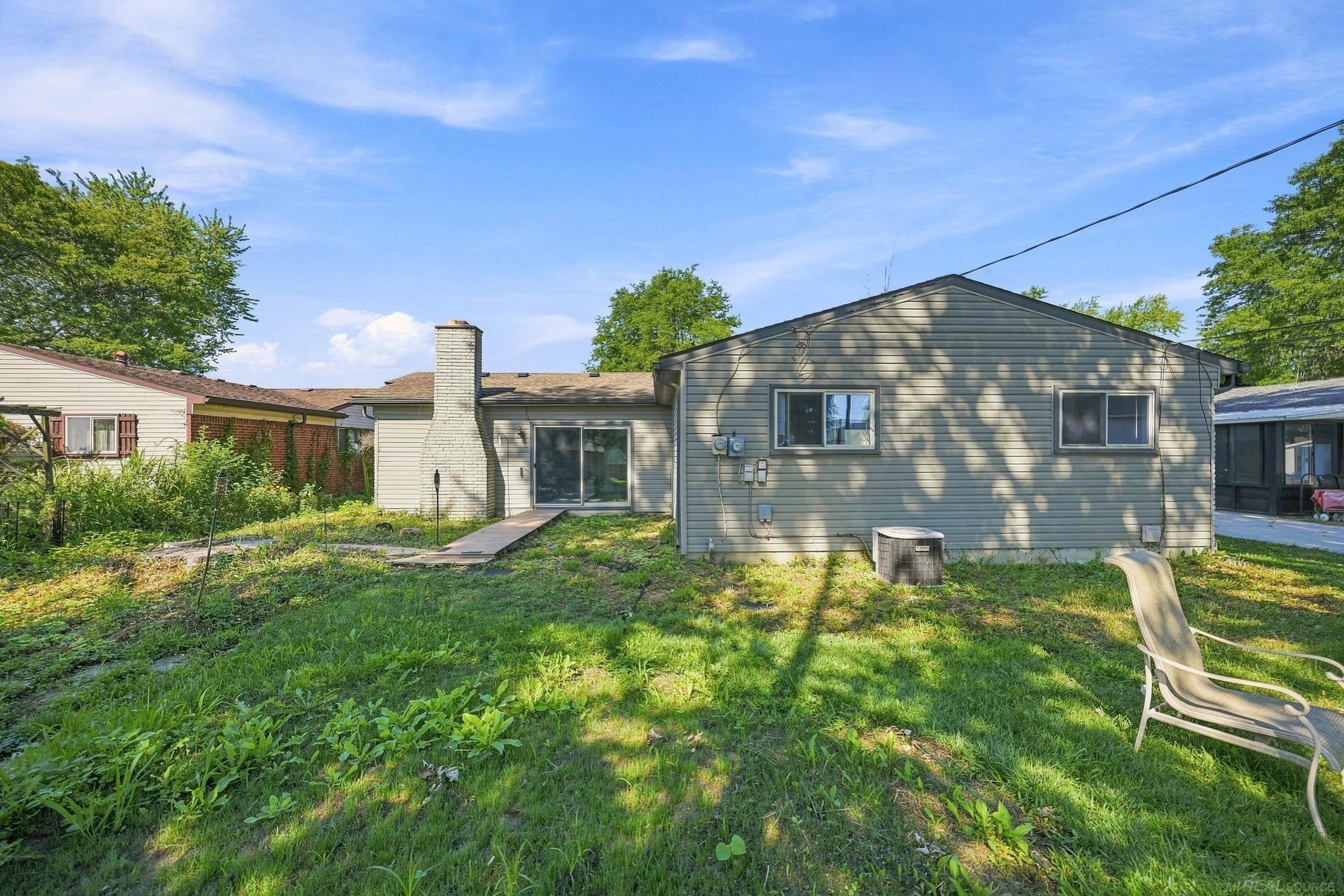 37340 Castleton Drive