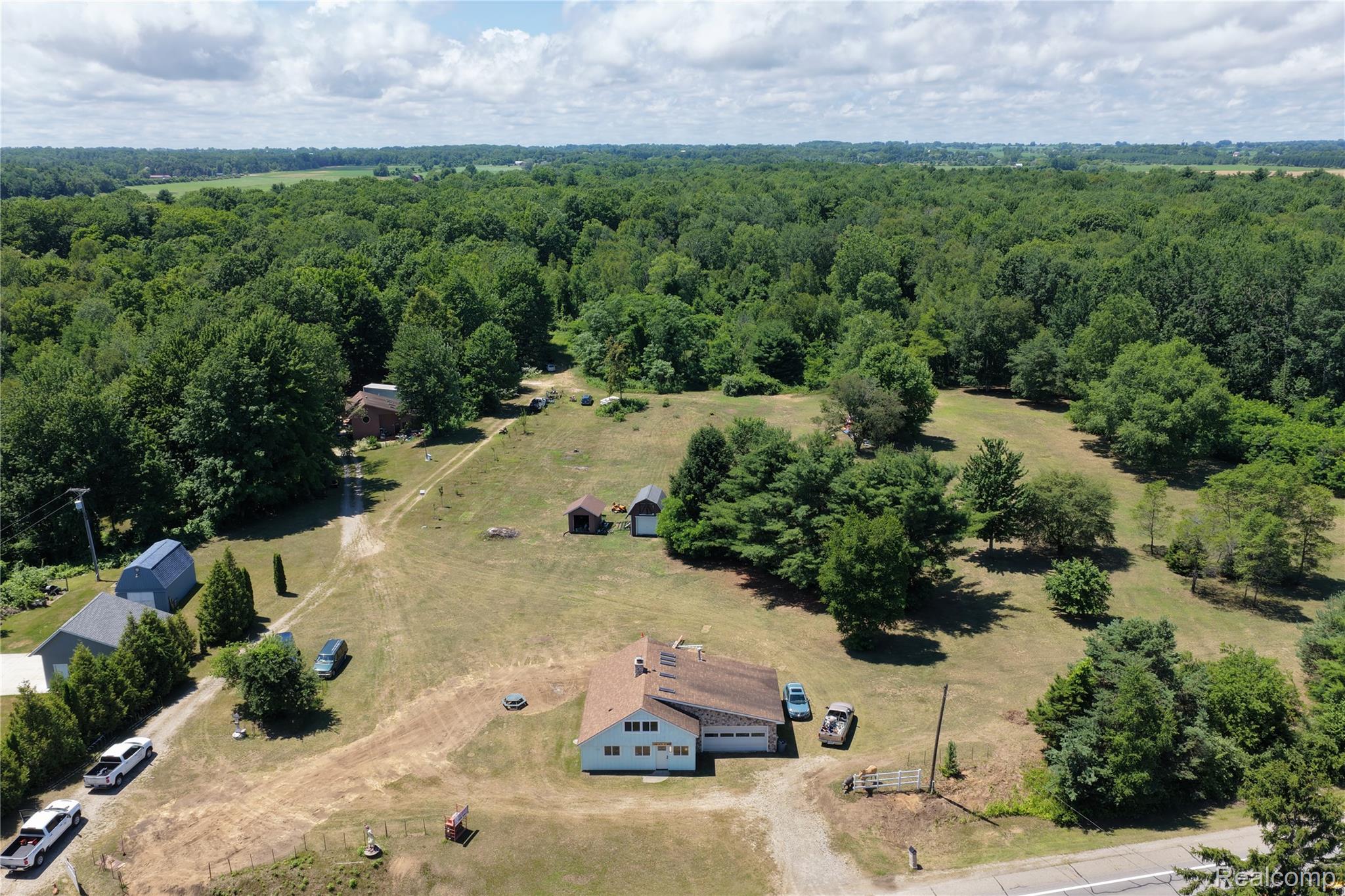 2898 Lakeshore Road