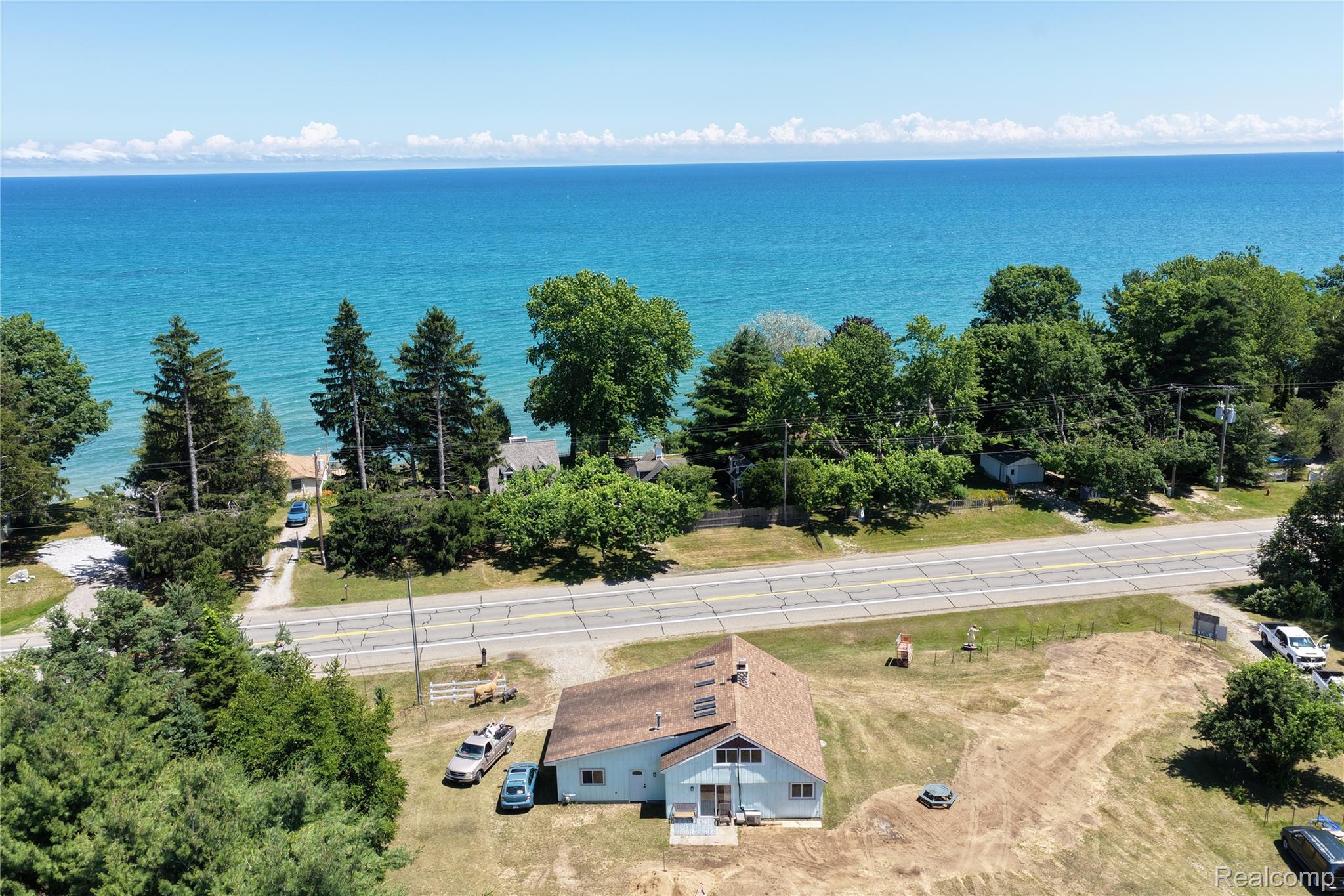 2898 Lakeshore Road