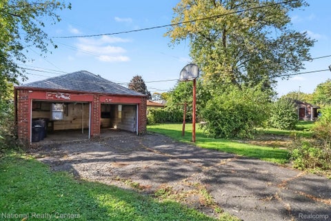 Tiny photo for 5797 Artesian Street, Detroit City, MI 48228 (MLS # 20261082012)