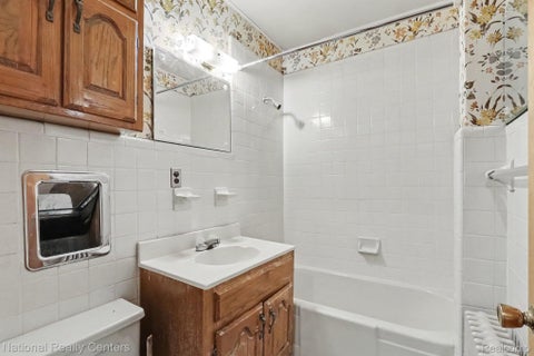 Tiny photo for 5797 Artesian Street, Detroit City, MI 48228 (MLS # 20261082012)