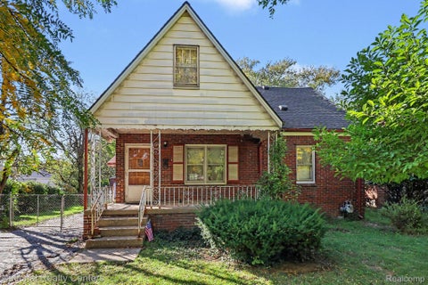 Photo of 5797 Artesian Street, Detroit City, MI 48228 (MLS # 20261082012)