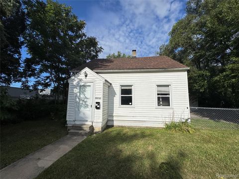 20737 Nummer Street Warren City MI 48089