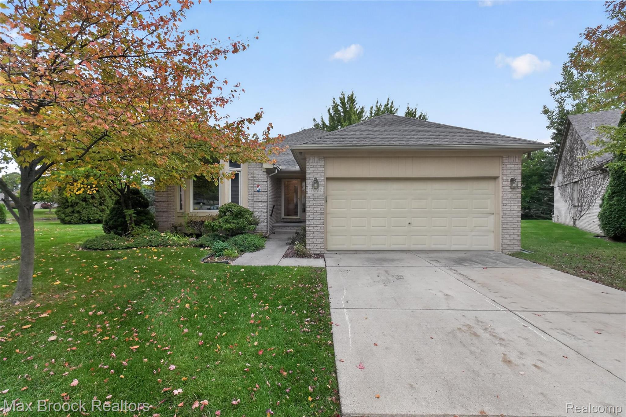 17892 Pointe Court