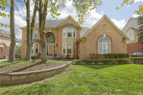 Photo of 2007 Mapleridge Road, Rochester Hills City, MI 48309 (MLS # 20261031196)