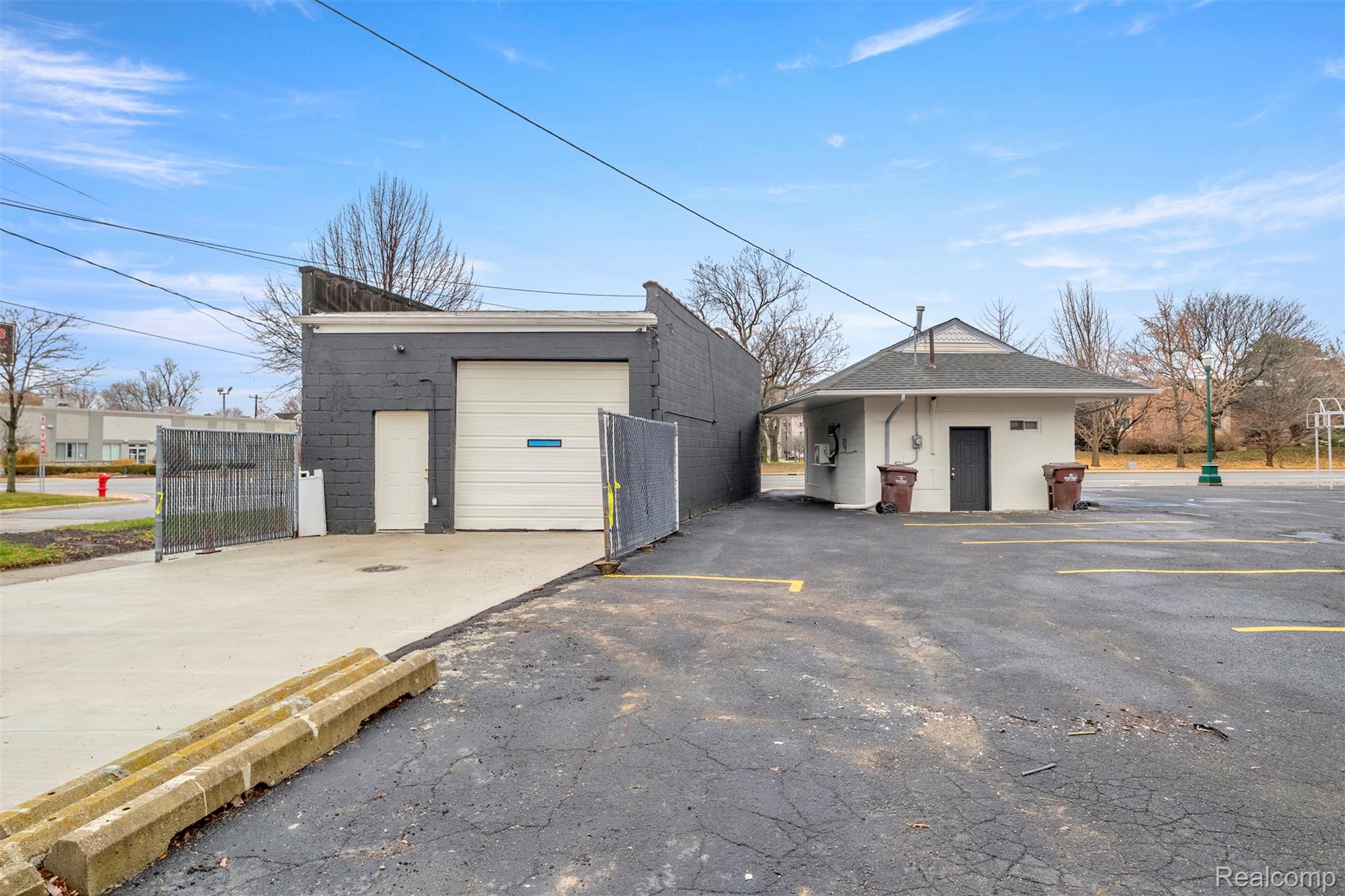 35812 W Michigan Avenue