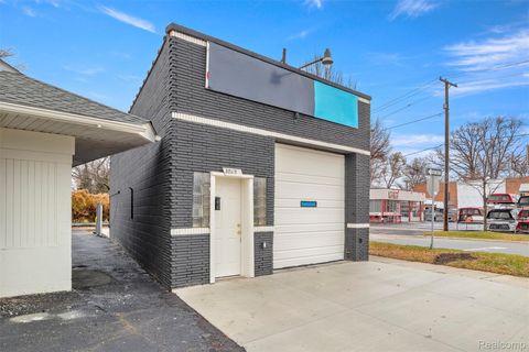 35812 W Michigan Avenue Wayne City MI 48184