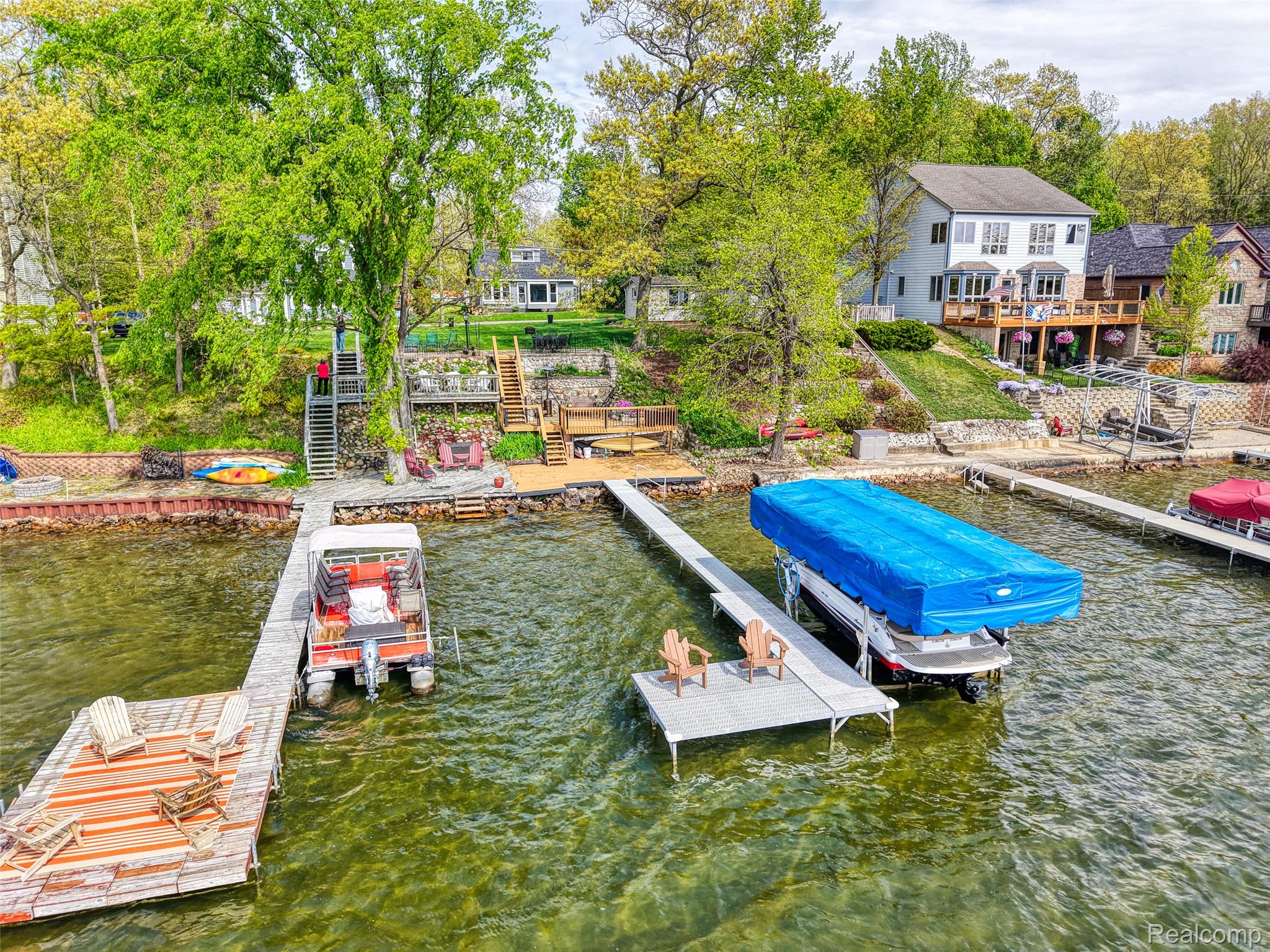 7490 Noahs Landing