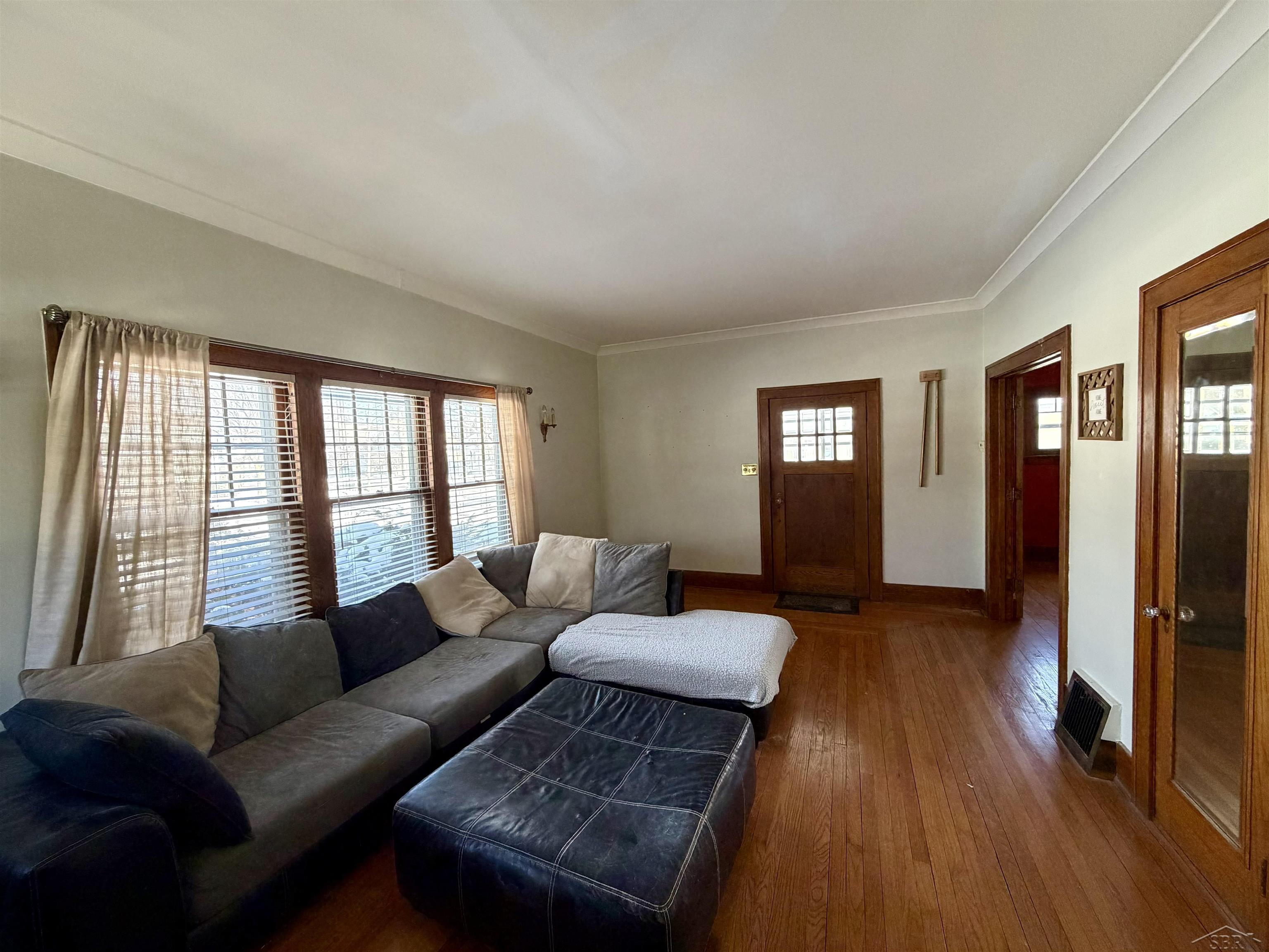 1907 Adams Boulevard