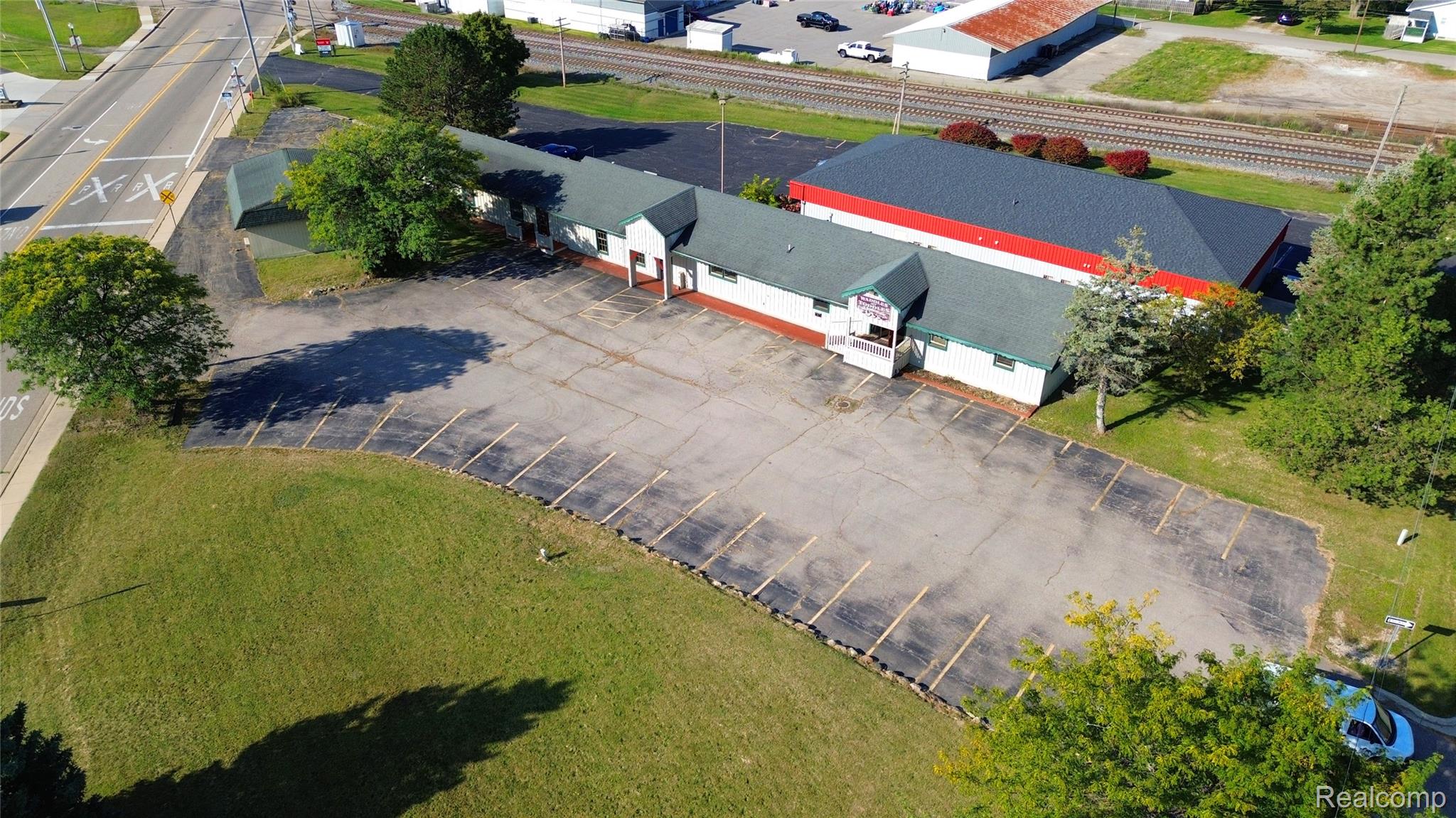 320 E Grand Blanc Road