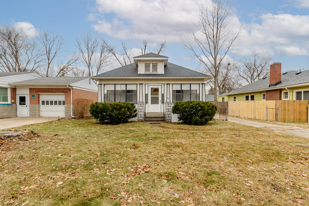 986 N Prospect Road