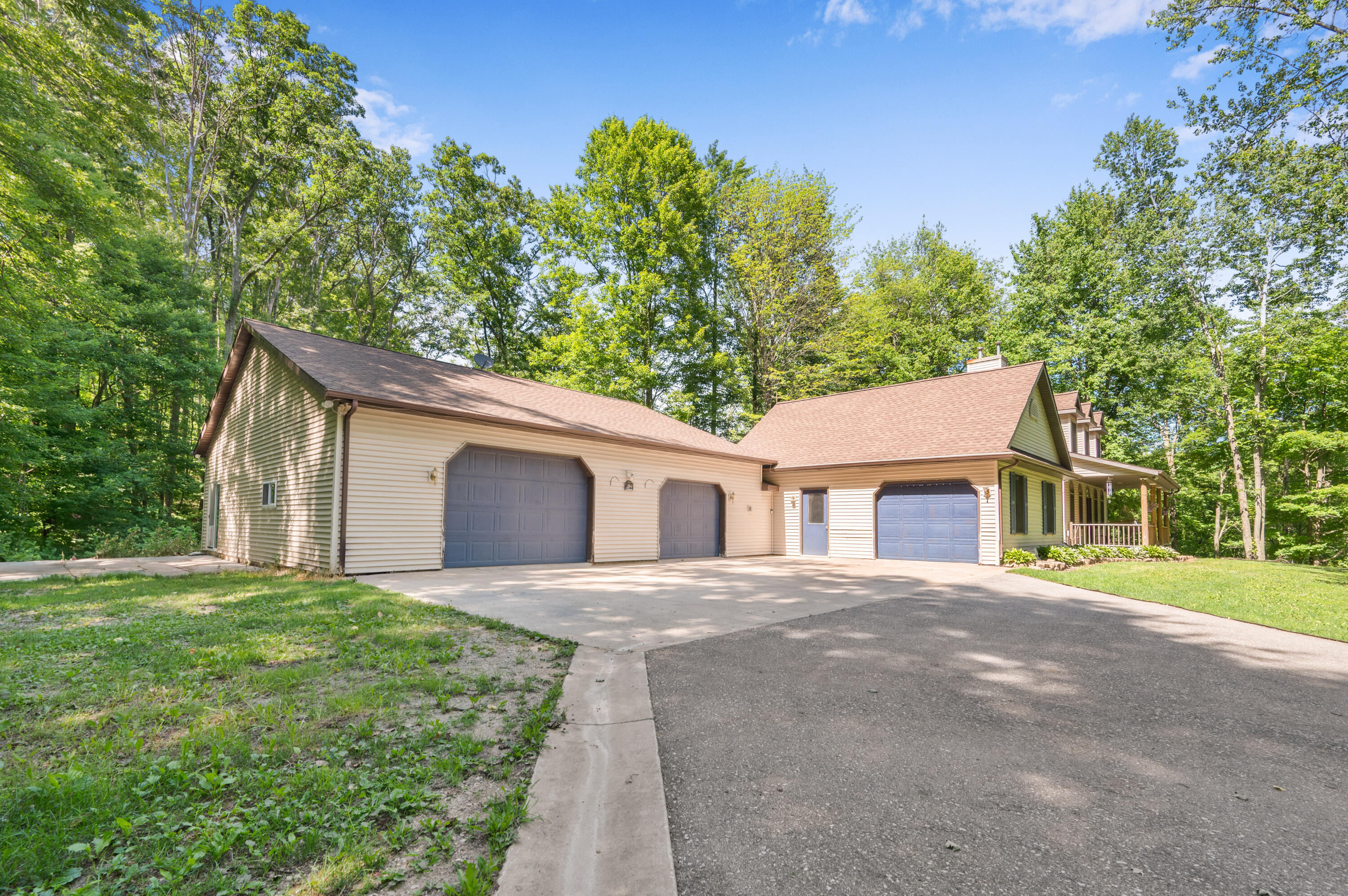 8361 9 Mile Road