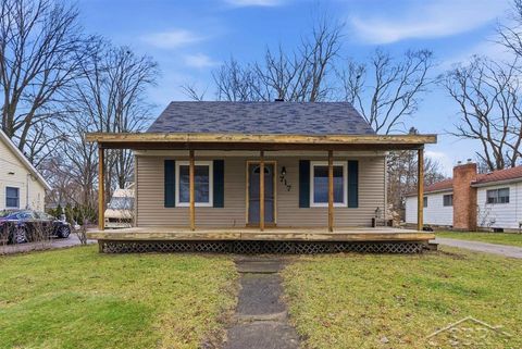 717 E Haley Street Midland City MI 48640