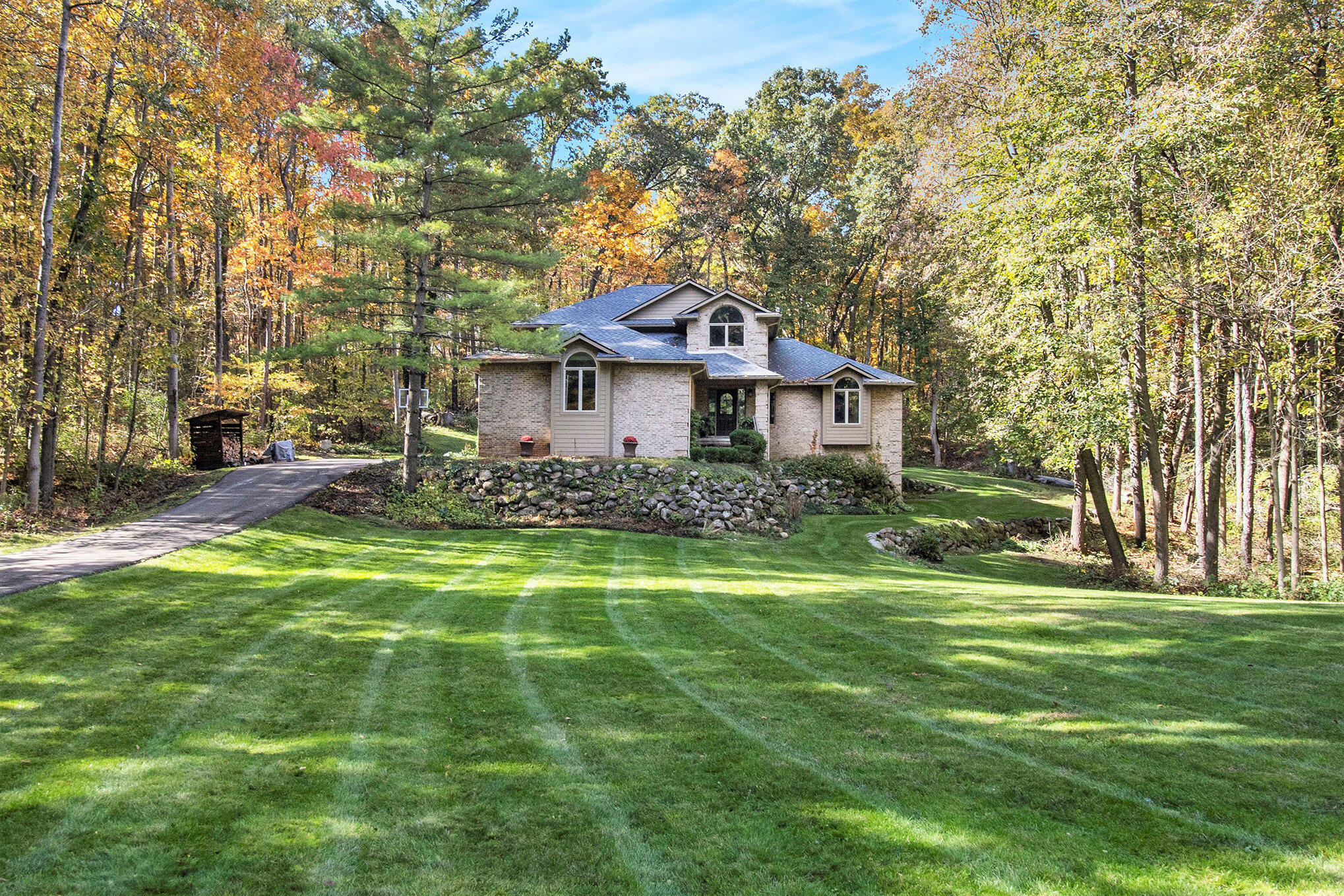 13566 S Rainbow Drive